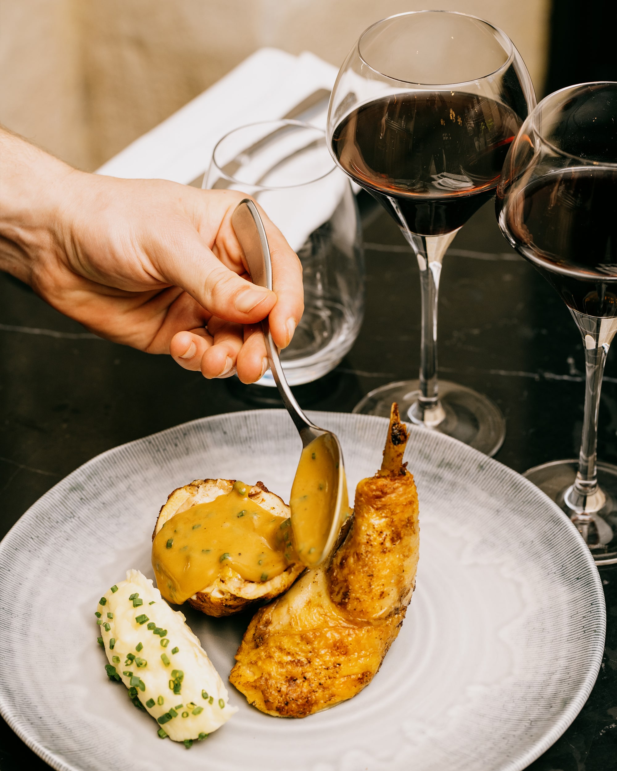 Agapes : branding of a restaurant in Paris © Pierre d'Alteroche