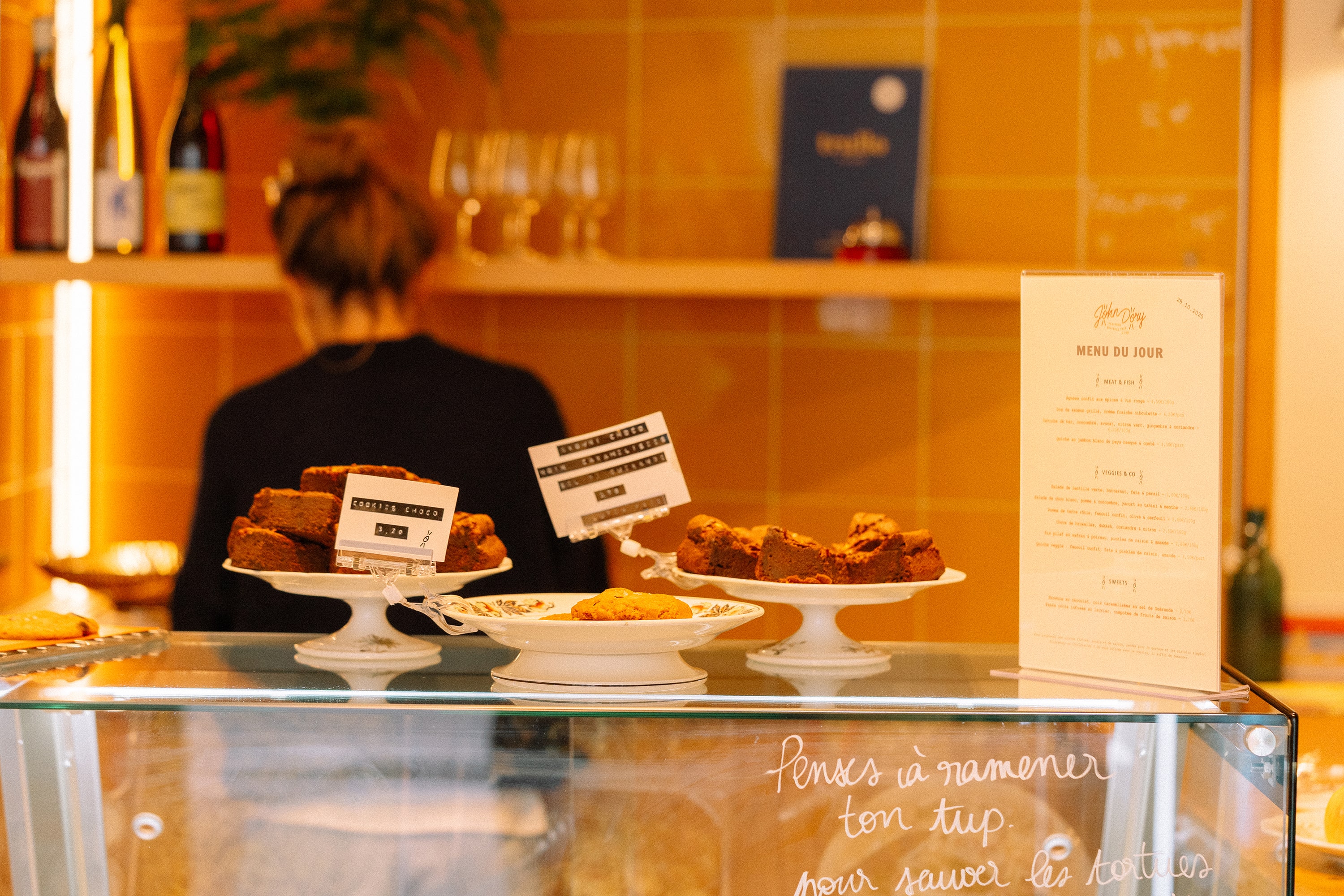 John Dory : branding of a grocery store in Bordeaux © Pierre d'Alteroche