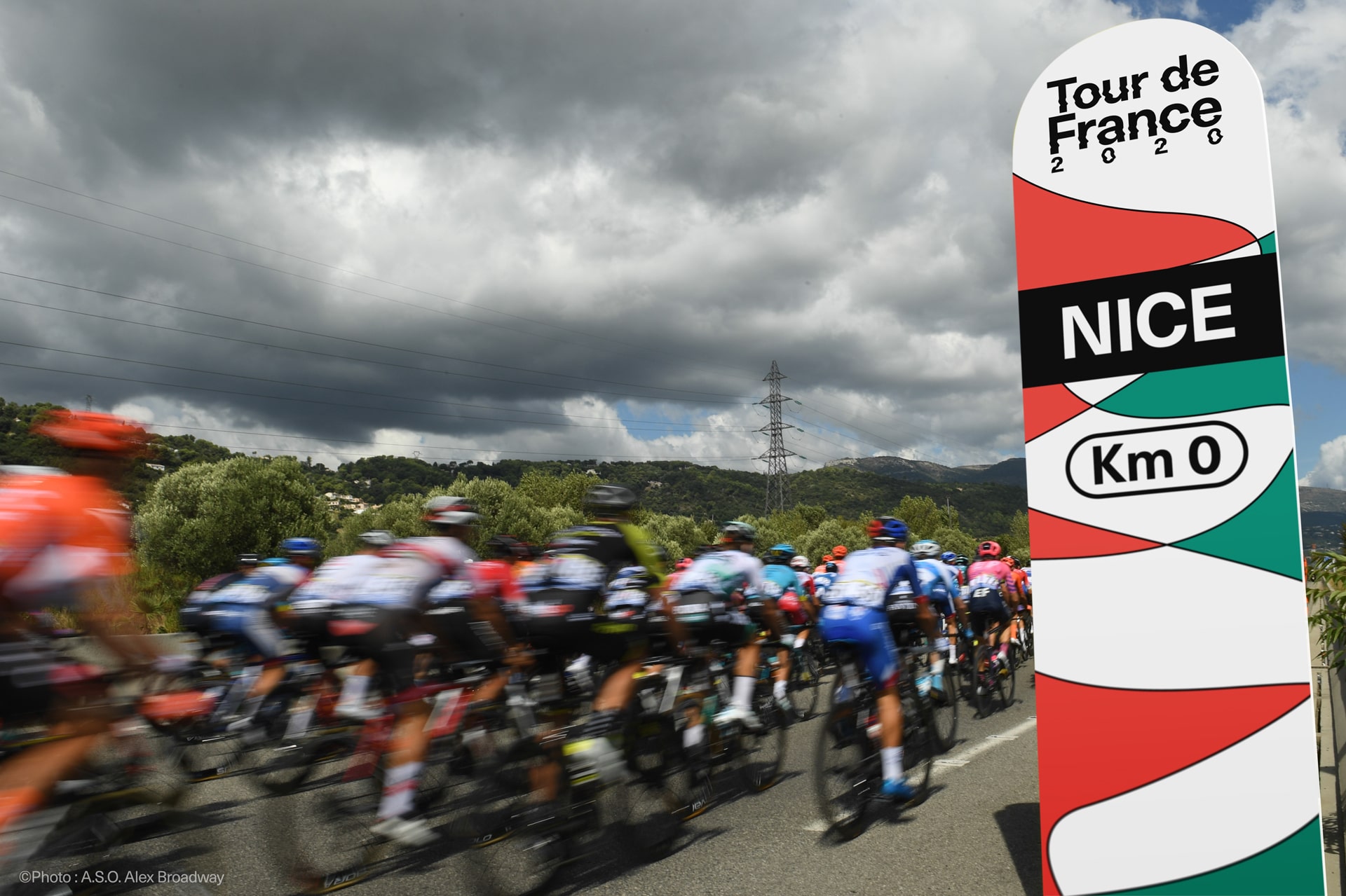 Fictionnal visual identity of the Tour de France 2020  highlighting the richness of the French landscapes © Pierre d'Alteroche